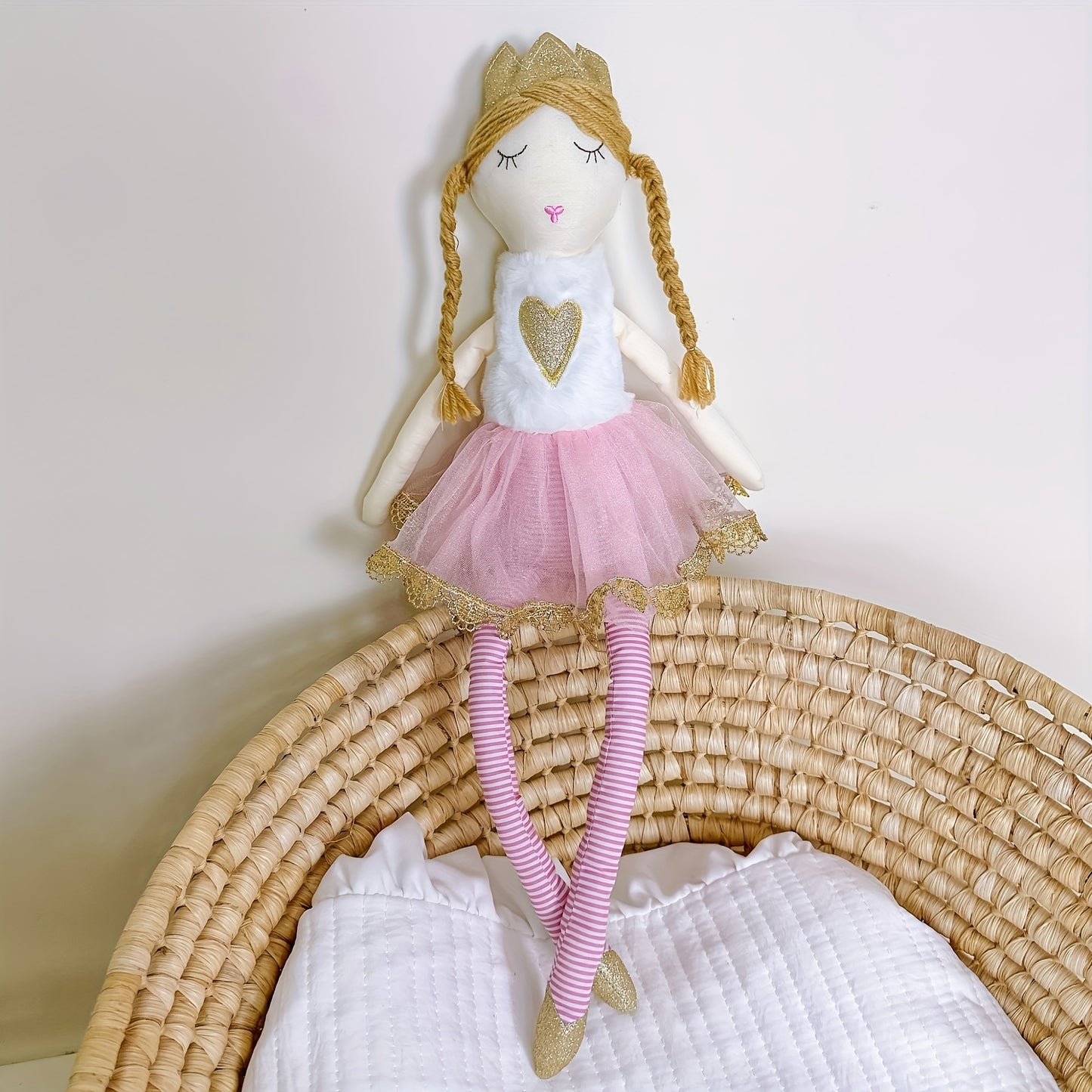 Nordic Style Creative Simulation Dolls, Gifts for Youngsters, Fabric Doll Toys, Plush Dolls for Girls, Halloween And Christmas Room Decorations.