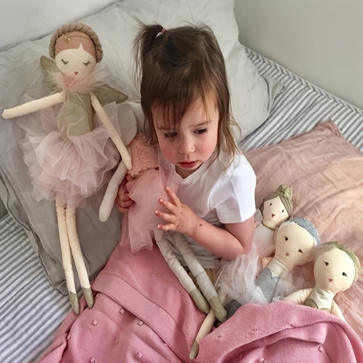 Nordic Style Creative Simulation Dolls, Gifts for Youngsters, Fabric Doll Toys, Plush Dolls for Girls, Halloween And Christmas Room Decorations.